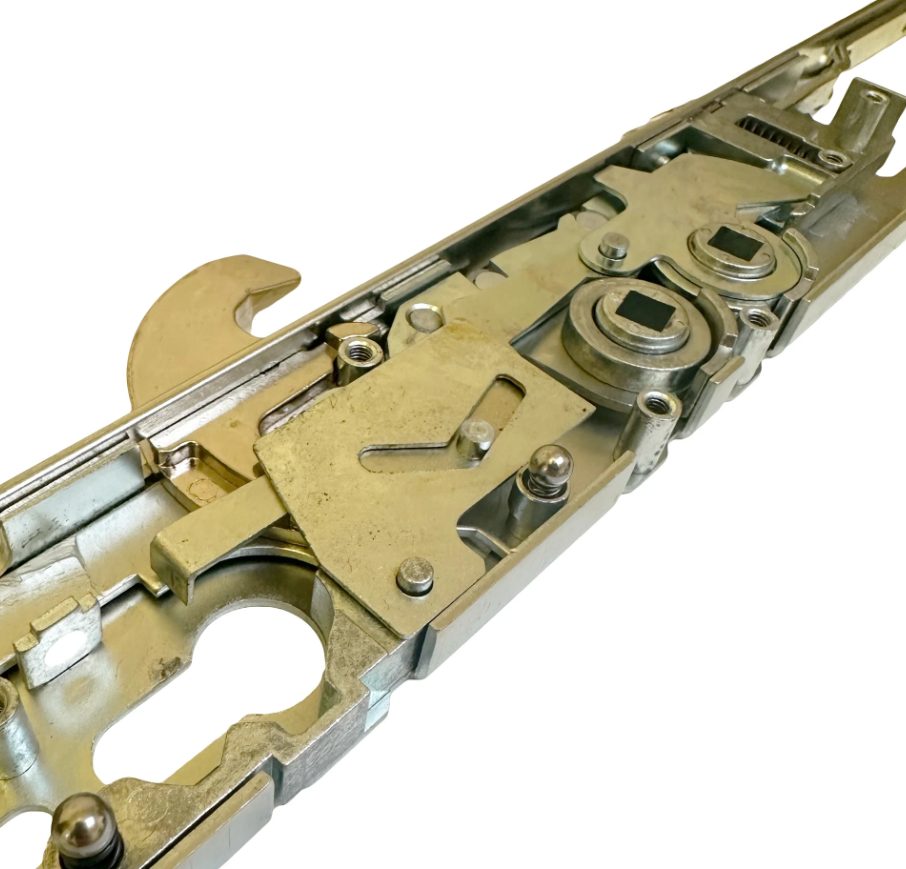 Millenco Mantis 1 35mm / 117mm Overnight Lock - Image 3