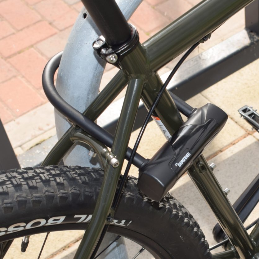 DEFENDER By Squire Cycle D-Lock 11mm x 145mm - Image 3